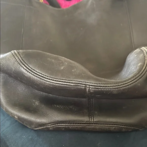 Elegant black Leather Tote Bag - Picture 3 of 6